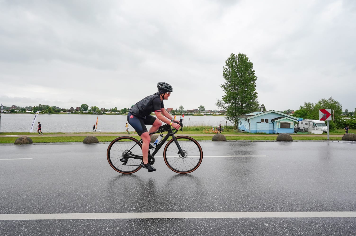 Marina auf dem Rad